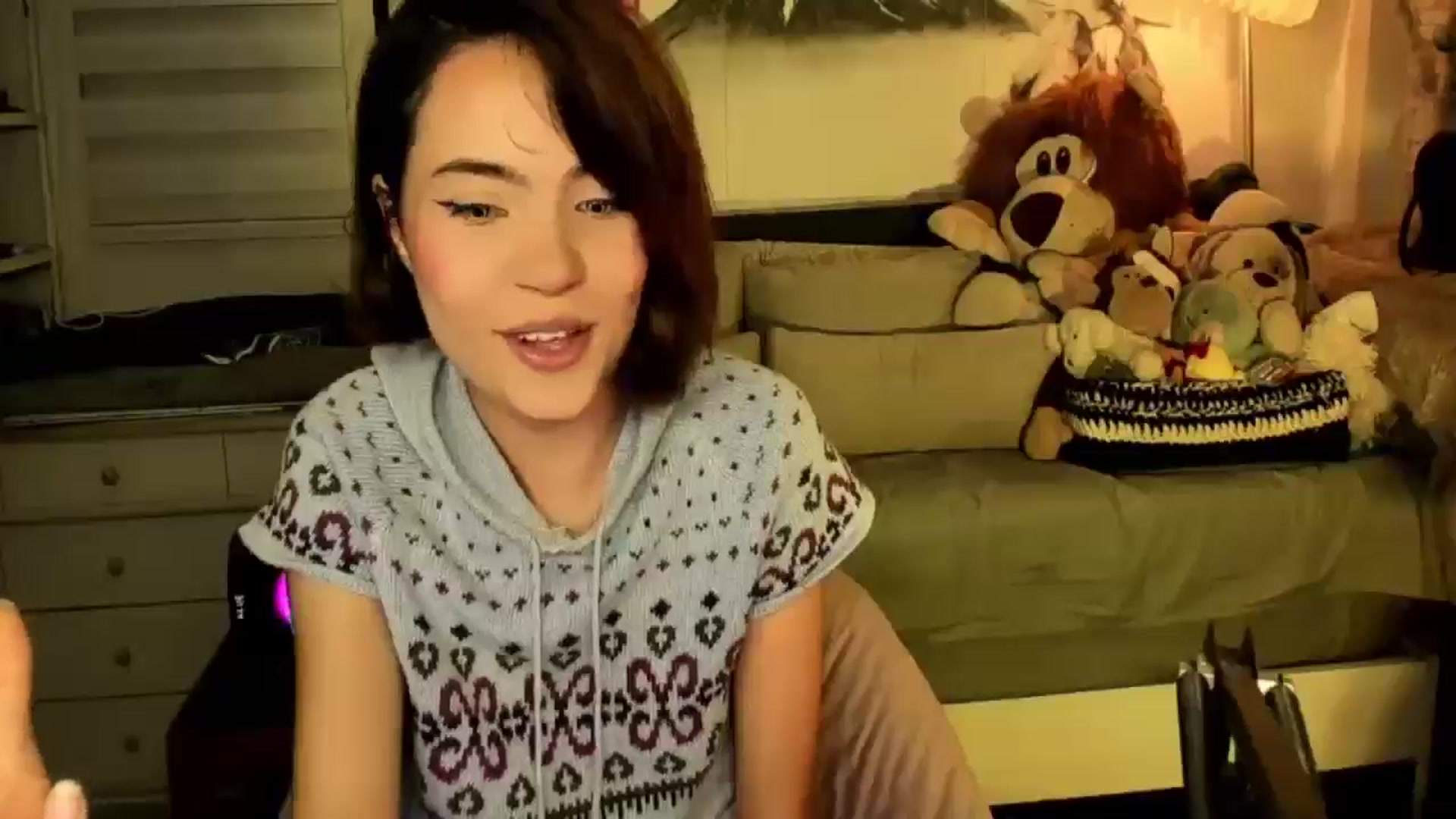 Gallery image thumbnail from ImFreedom's myfreecams stream on, 04/25/2025, 01:46 image 9 of 20