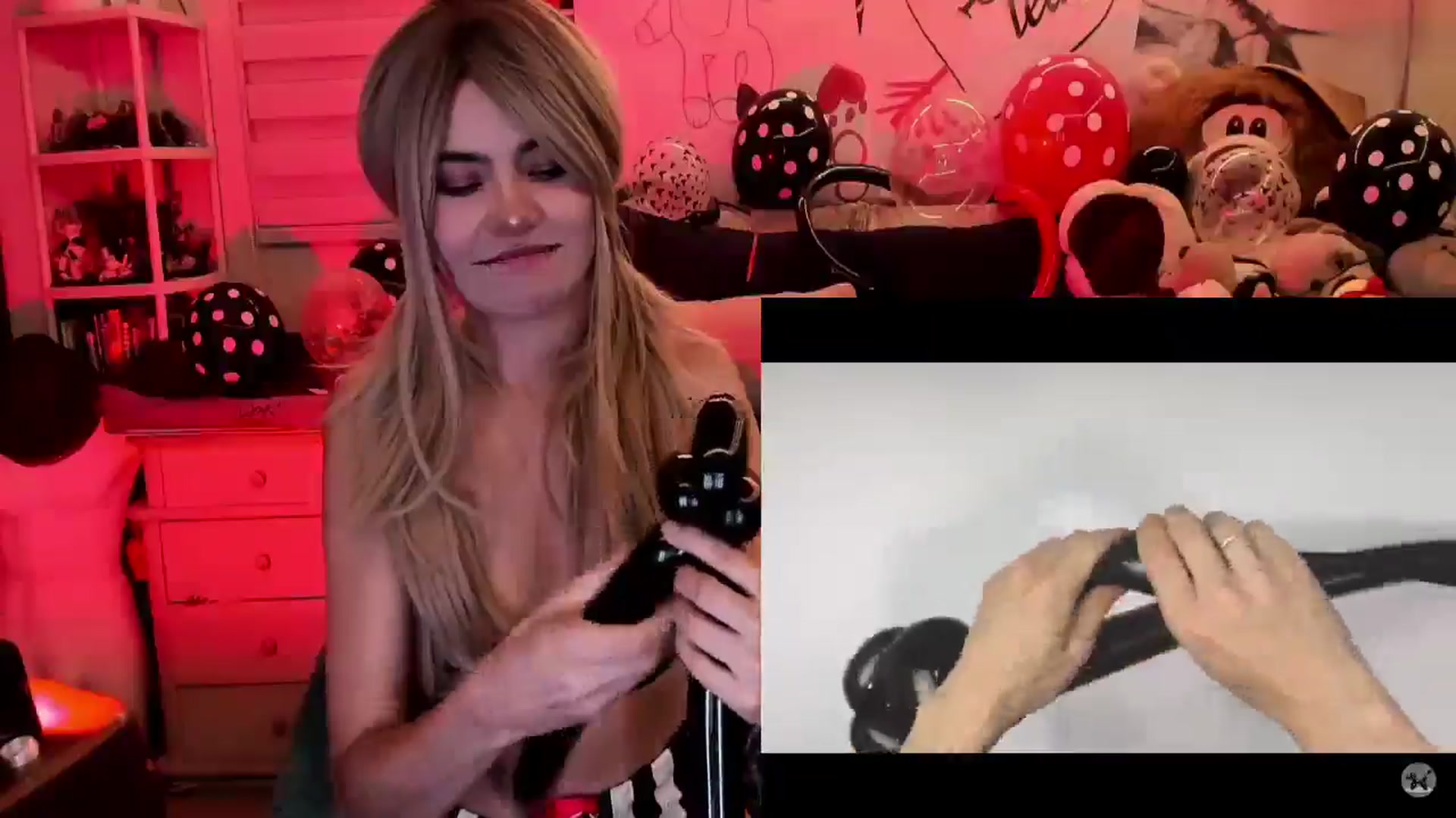 Gallery image thumbnail from ImFreedom's myfreecams stream on, 08/19/2025, 01:50 image 14 of 20