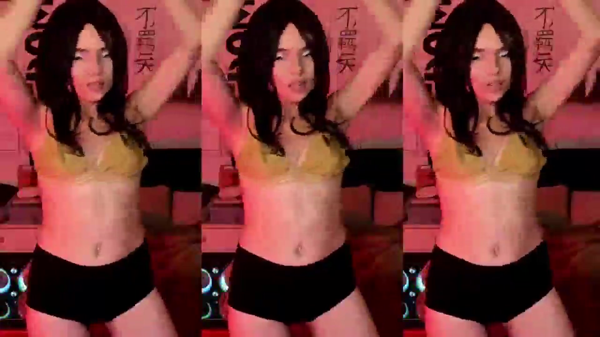 Gallery image thumbnail from ImFreedom's myfreecams stream on, 09/25/2025, 01:38 image 15 of 20