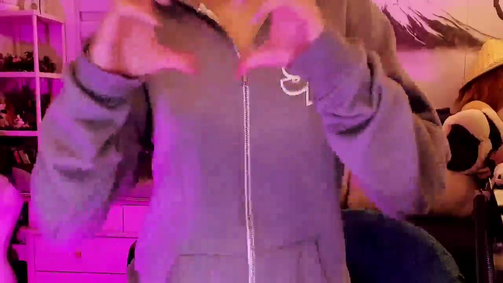Gallery image thumbnail from ImFreedom's myfreecams stream on, 09/26/2025, 01:47 image 10 of 20