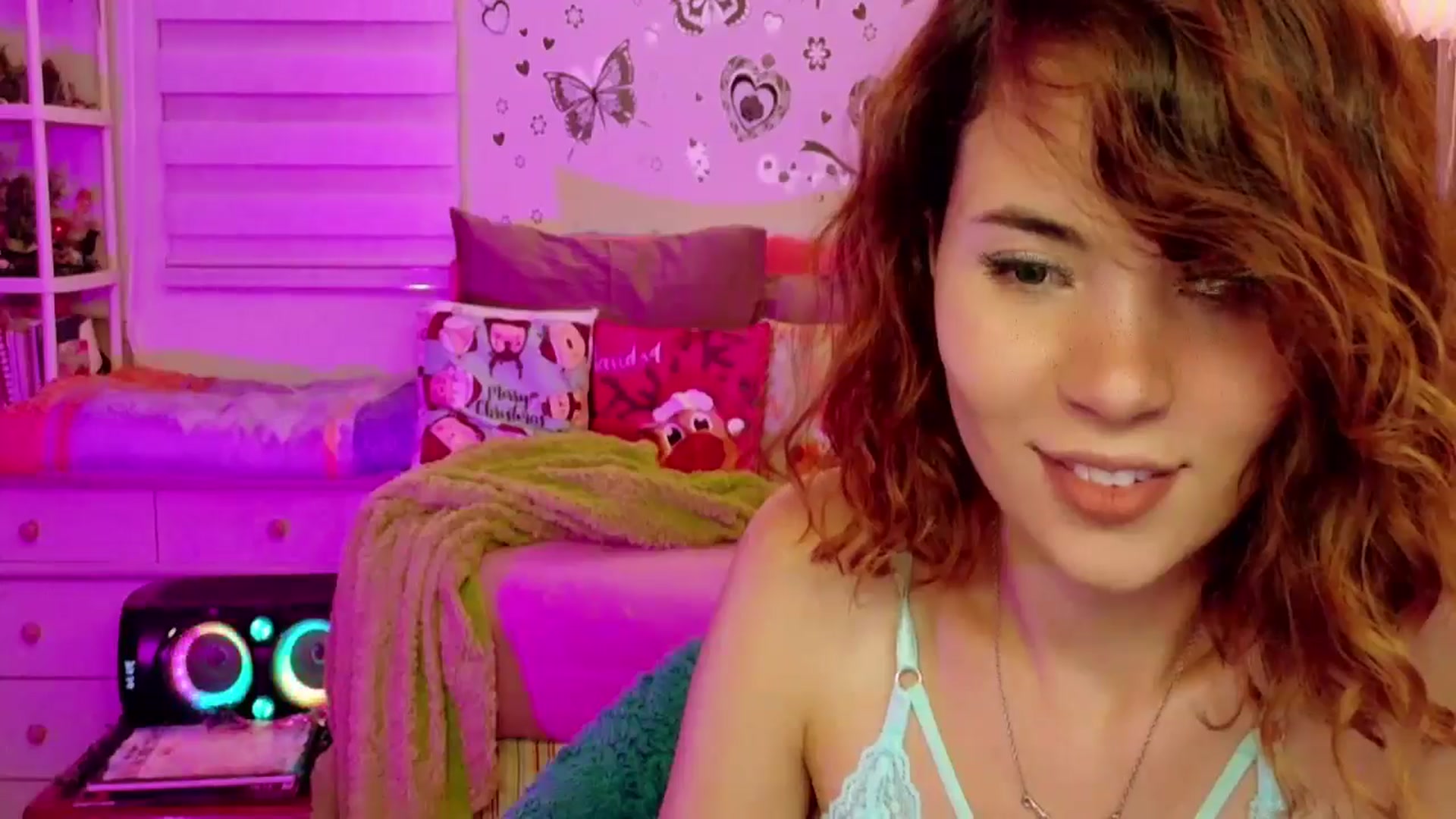 Gallery image thumbnail from ImFreedom's myfreecams stream on, 12/03/2025, 01:41 image 19 of 20