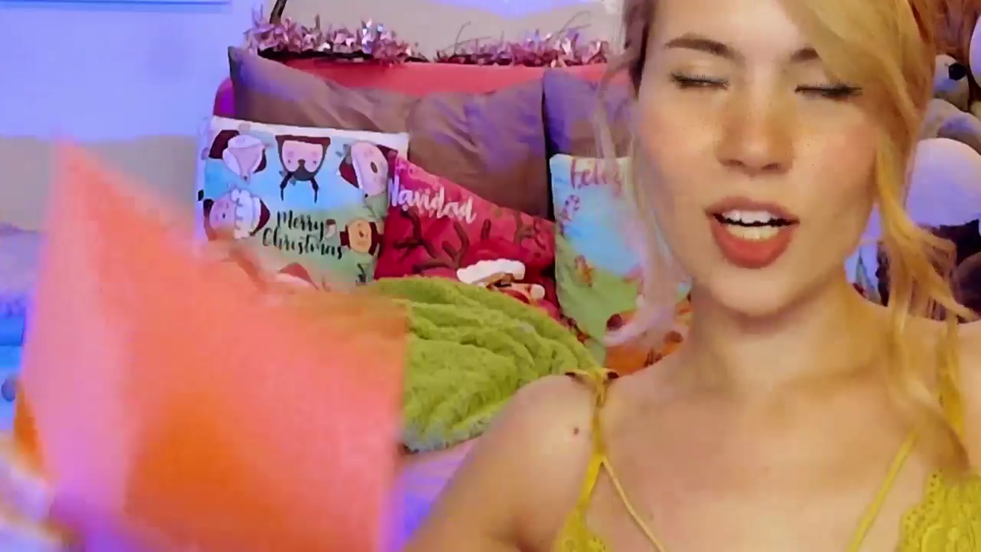 Gallery image thumbnail from ImFreedom's myfreecams stream on, 12/28/2025, 01:02 image 17 of 20