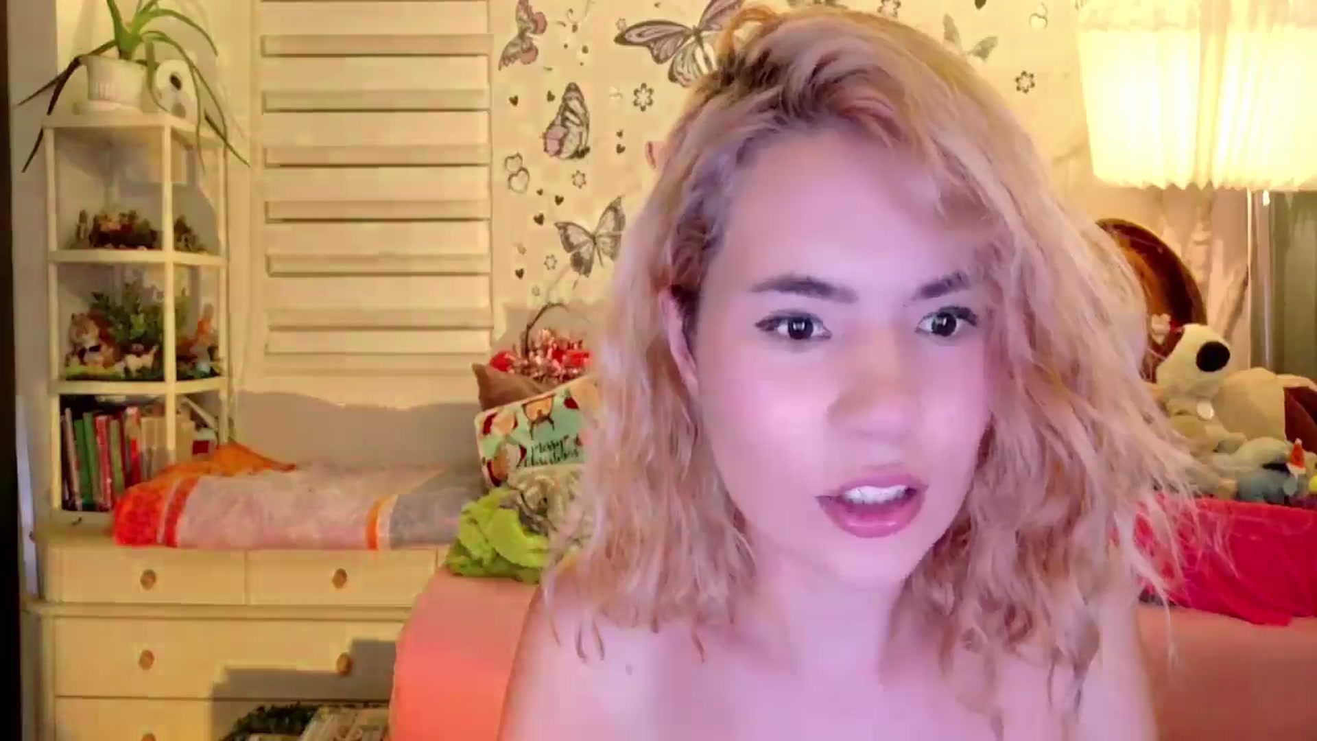 Gallery image thumbnail from ImFreedom's myfreecams stream on, 01/06/2026, 02:18 image 18 of 20