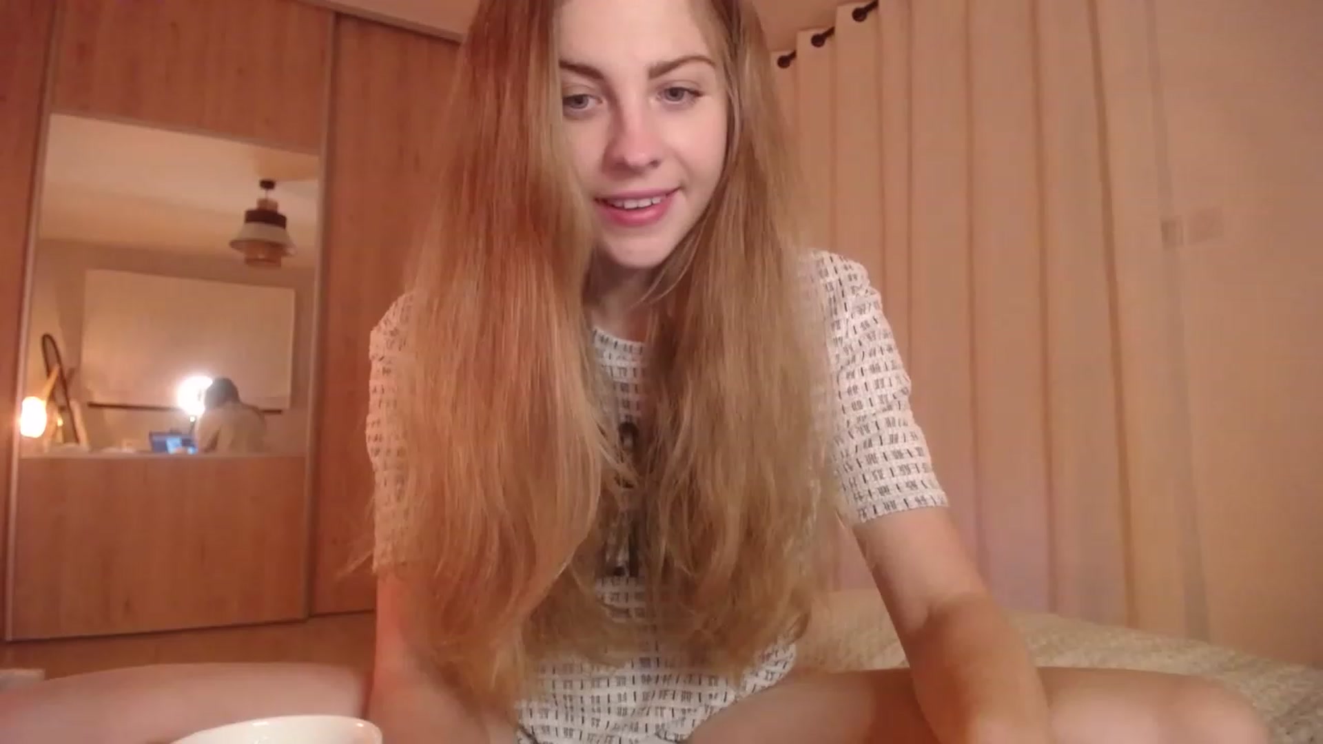 Gallery image thumbnail from ImKeira's myfreecams stream on, 11/16/2022, 18:14 image 2 of 20