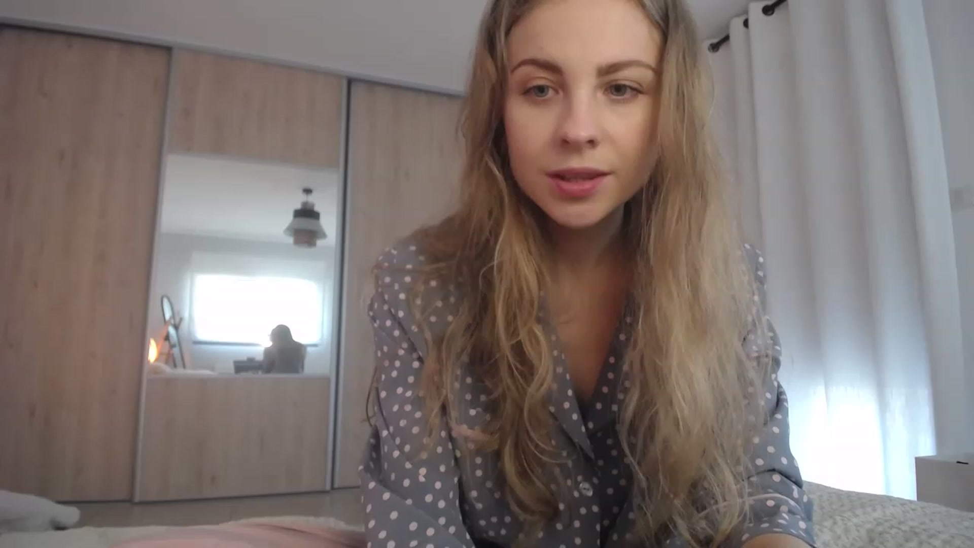Gallery image thumbnail from ImKeira's myfreecams stream on, 11/19/2022, 14:36 image 1 of 20