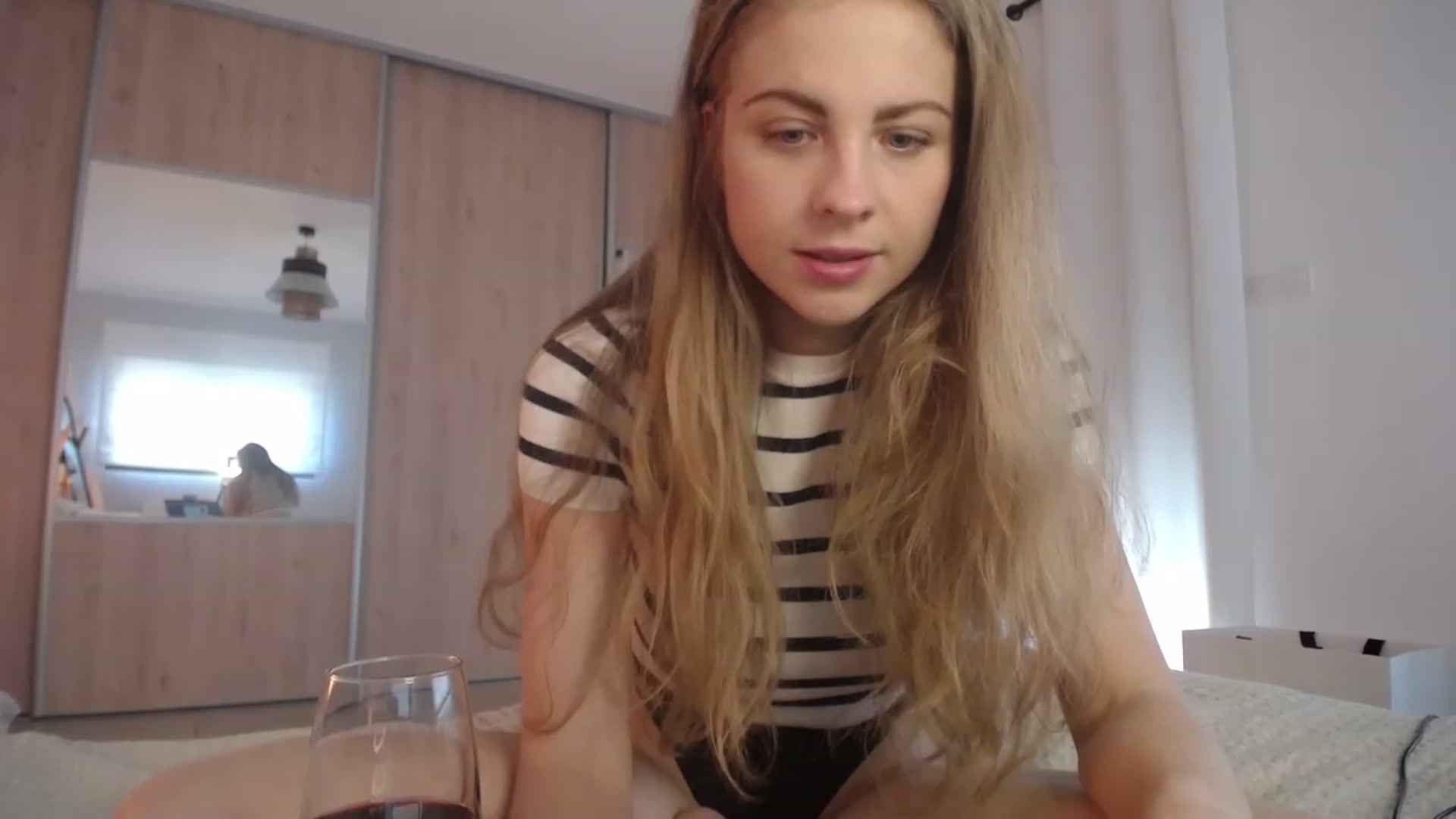 Gallery image thumbnail from ImKeira's myfreecams stream on, 11/20/2022, 16:06 image 5 of 20