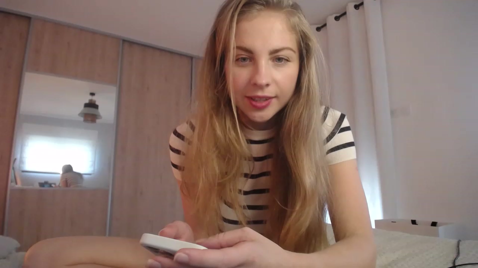 Gallery image thumbnail from ImKeira's myfreecams stream on, 11/20/2022, 17:03 image 9 of 20