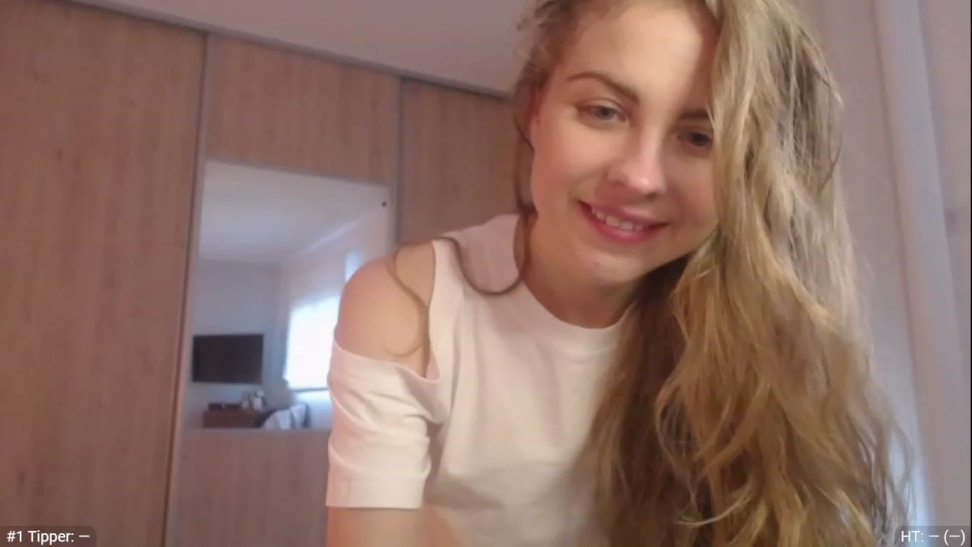 Gallery image thumbnail from ImKeira's myfreecams stream on, 11/23/2022, 15:38 image 9 of 20