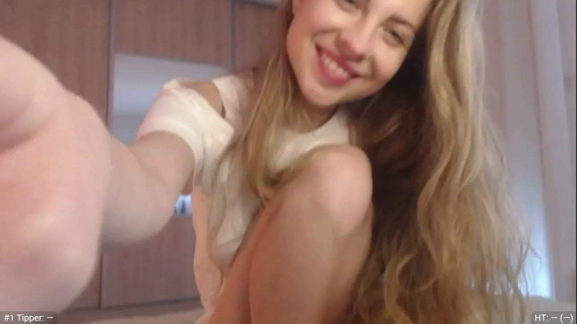 Gallery image thumbnail from ImKeira's myfreecams stream on, 11/23/2022, 15:38 image 5 of 20