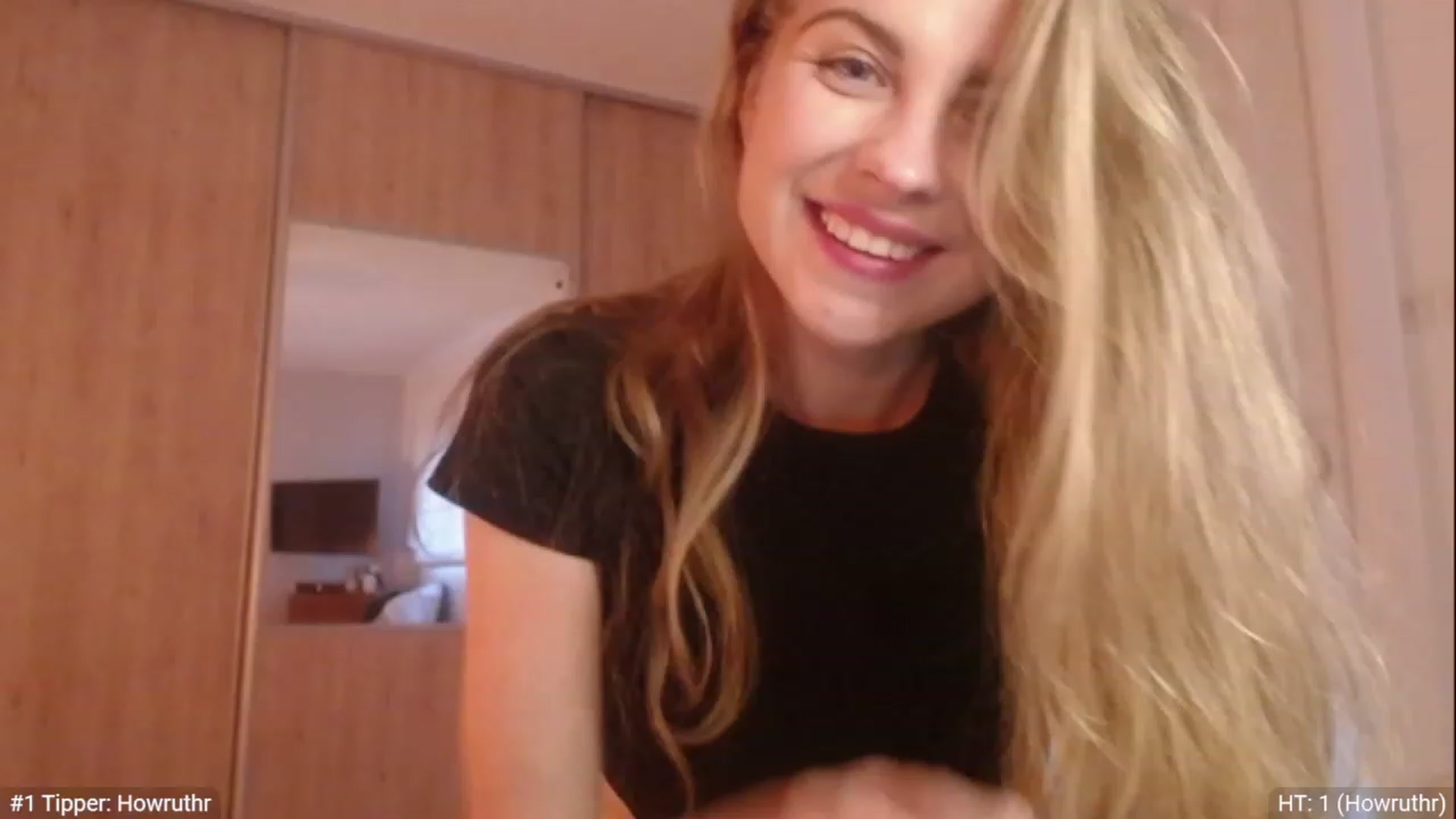 Gallery image thumbnail from ImKeira's myfreecams stream on, 11/23/2022, 17:52 image 2 of 20