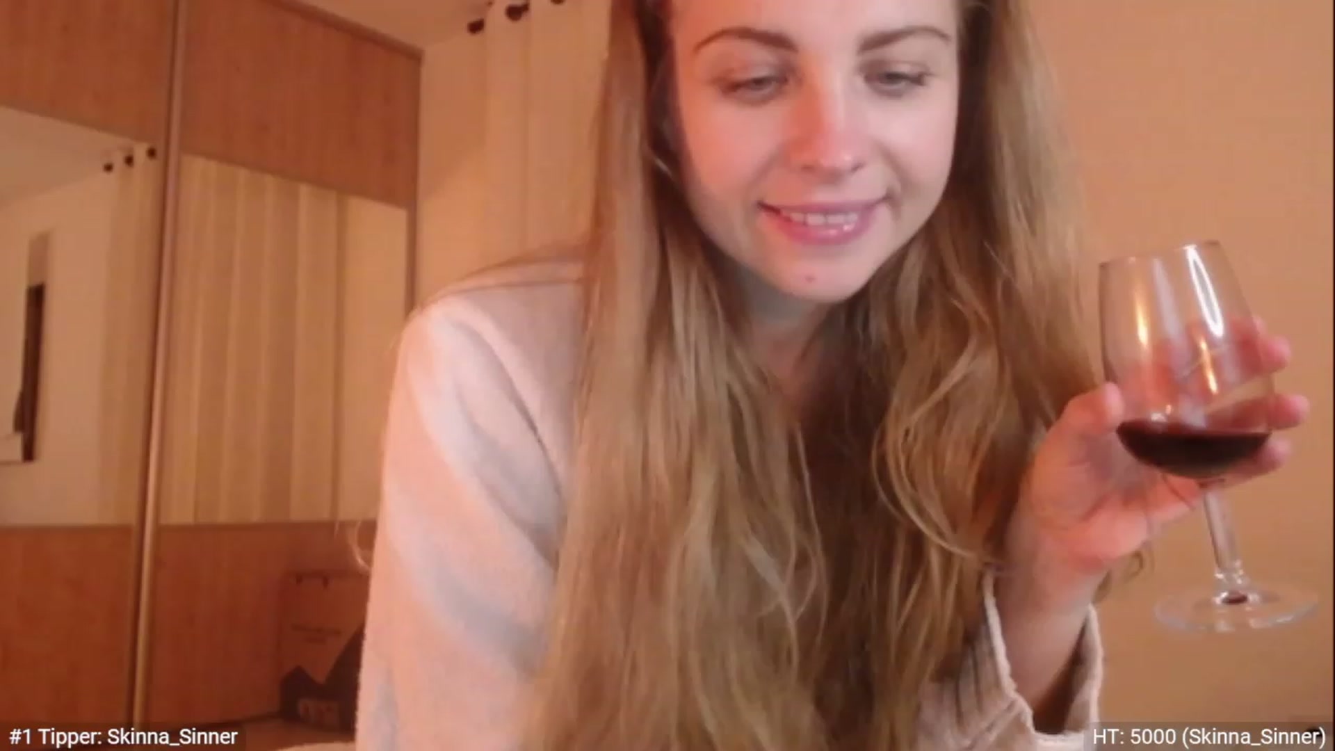 Gallery image thumbnail from ImKeira's myfreecams stream on, 11/24/2022, 19:32 image 20 of 20