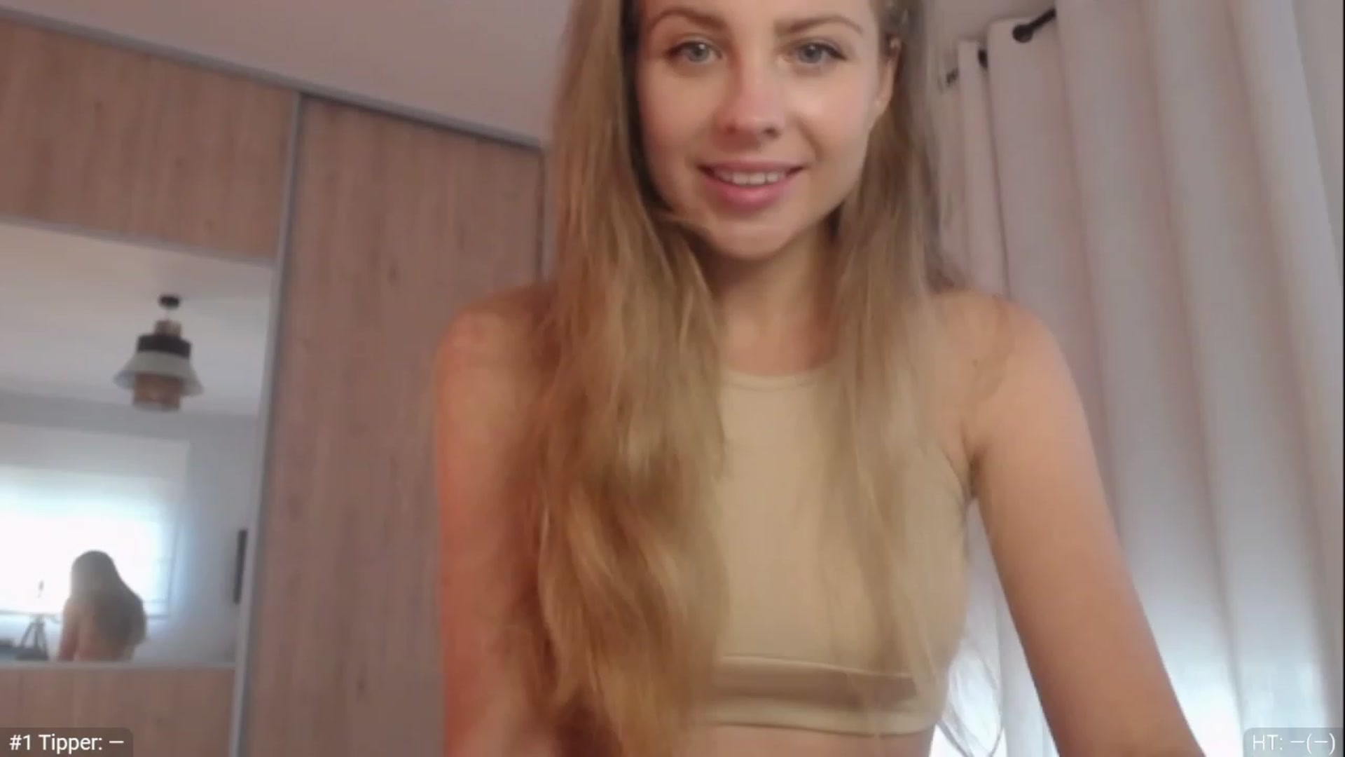 Gallery image thumbnail from ImKeira's myfreecams stream on, 12/23/2022, 14:41 image 5 of 20