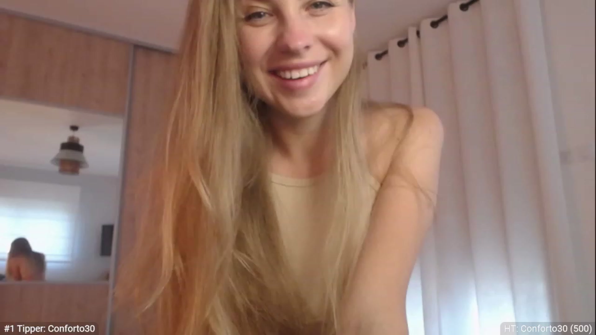 Gallery image thumbnail from ImKeira's myfreecams stream on, 12/23/2022, 15:33 image 6 of 20