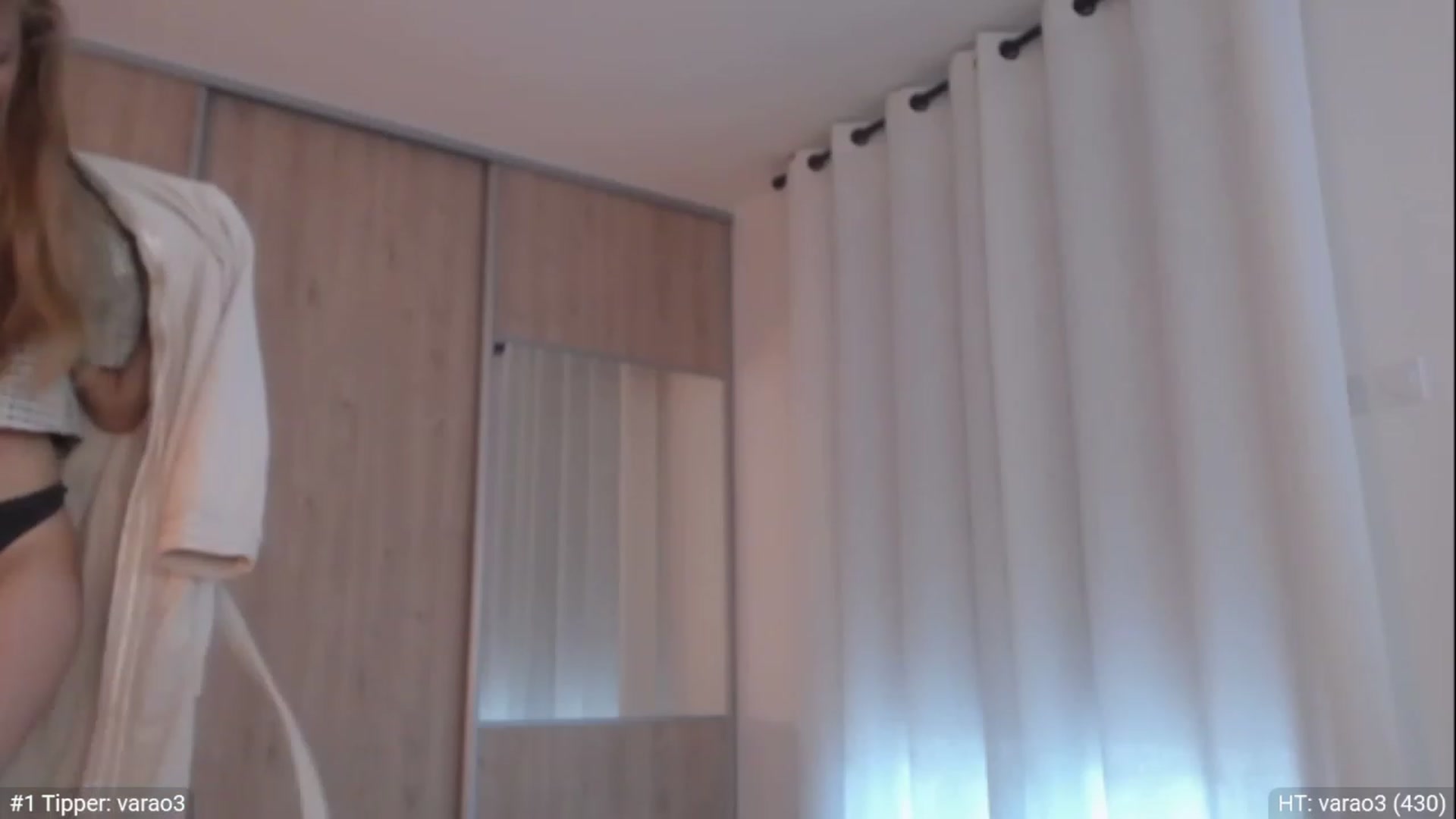 Gallery image thumbnail from ImKeira's myfreecams stream on, 12/27/2022, 15:18 image 12 of 20