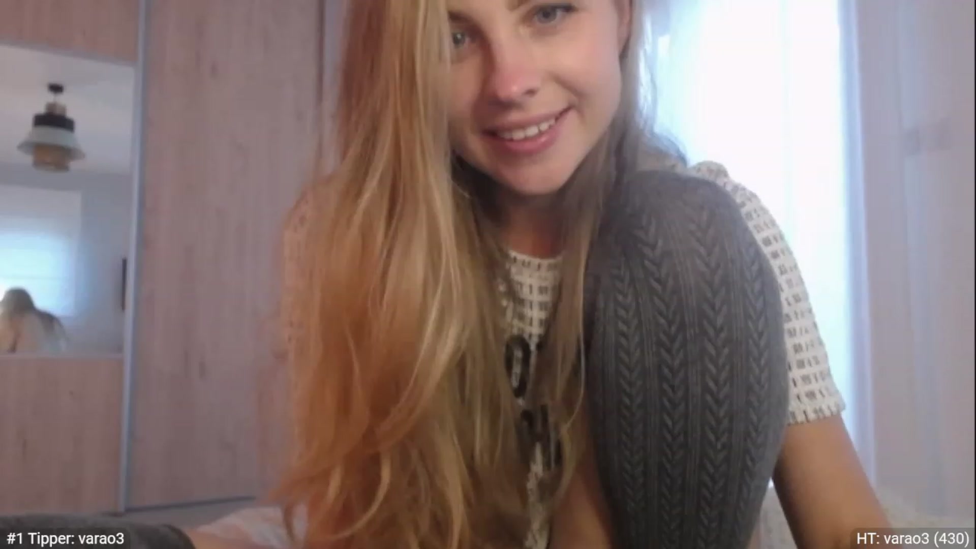 Gallery image thumbnail from ImKeira's myfreecams stream on, 12/27/2022, 16:08 image 13 of 20