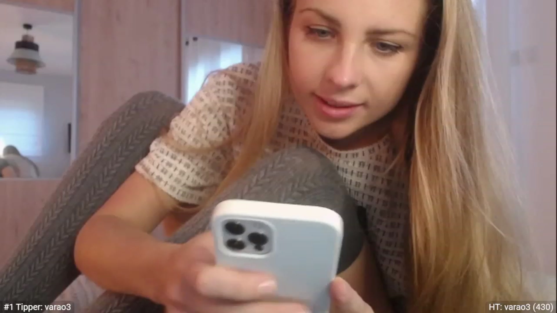 Gallery image thumbnail from ImKeira's myfreecams stream on, 12/27/2022, 16:08 image 17 of 20
