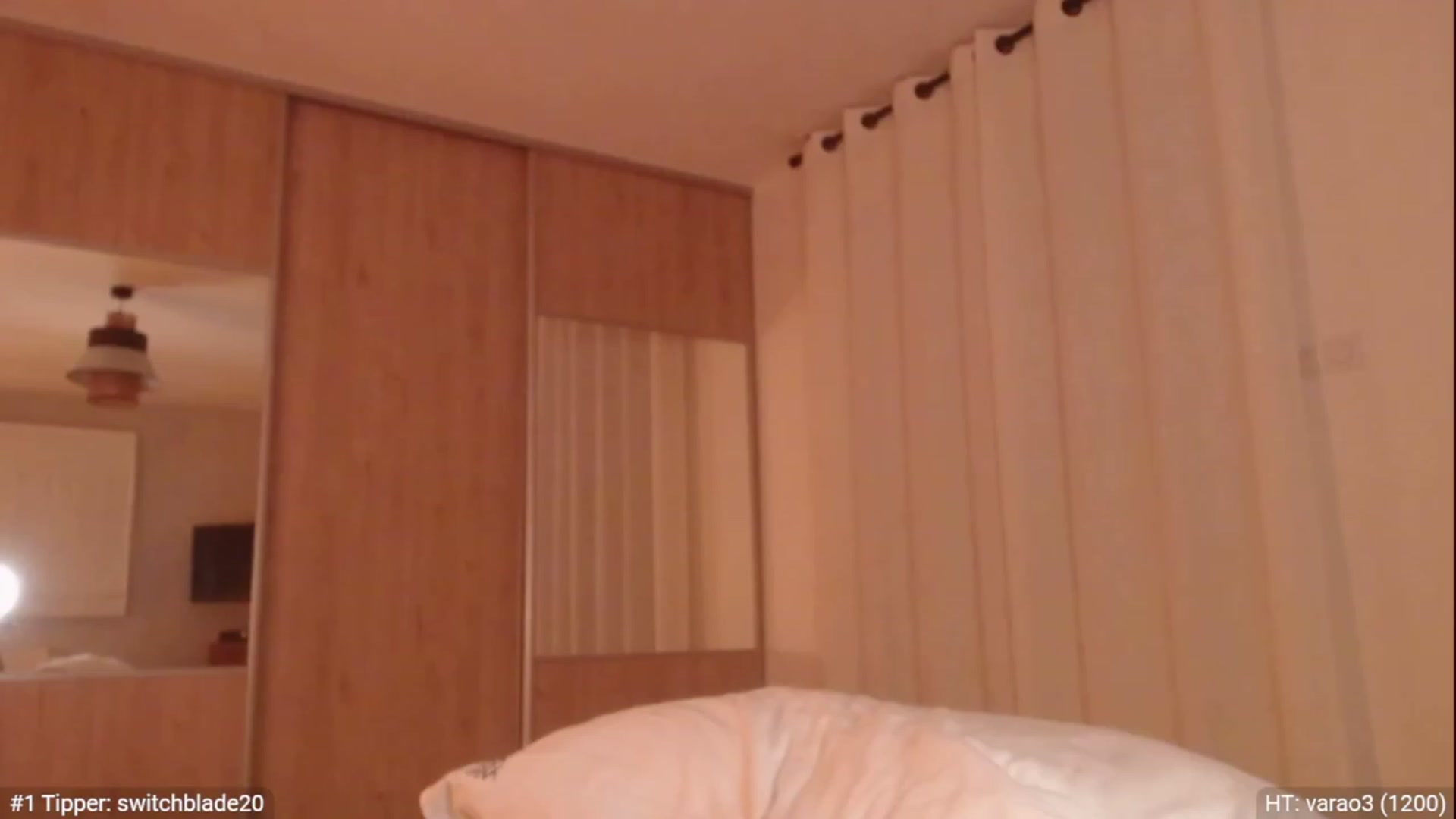 Gallery image thumbnail from ImKeira's myfreecams stream on, 12/27/2022, 19:43 image 16 of 20