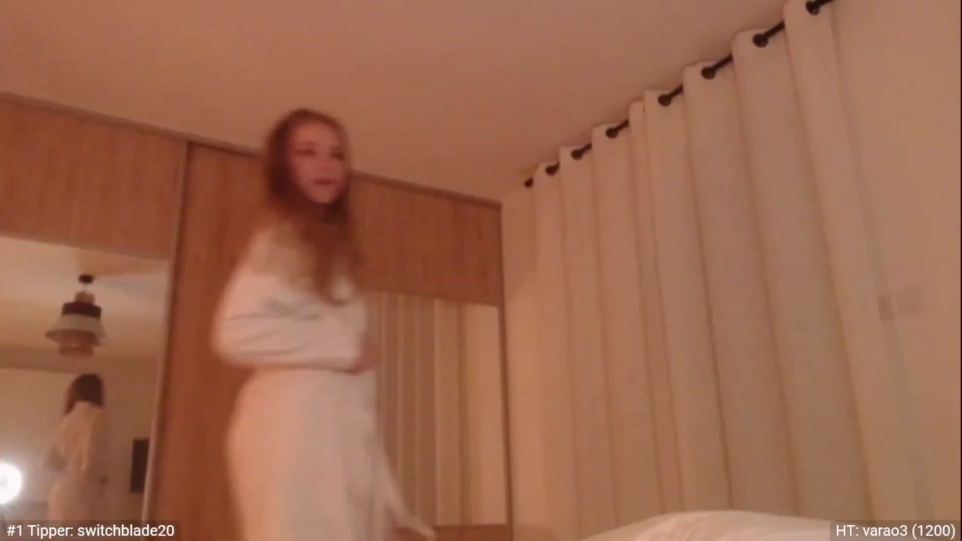 Gallery image thumbnail from ImKeira's myfreecams stream on, 12/27/2022, 19:43 image 7 of 20
