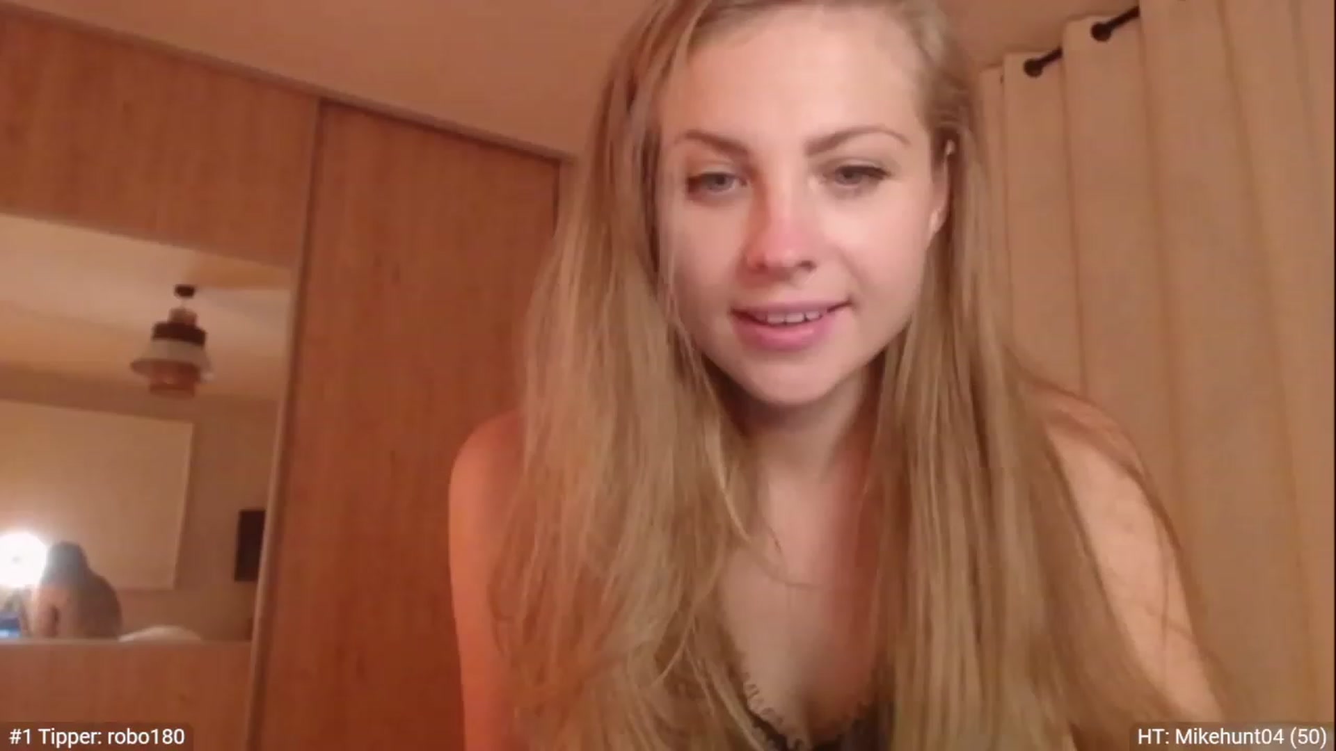 Gallery image thumbnail from ImKeira's myfreecams stream on, 12/28/2022, 17:56 image 12 of 20