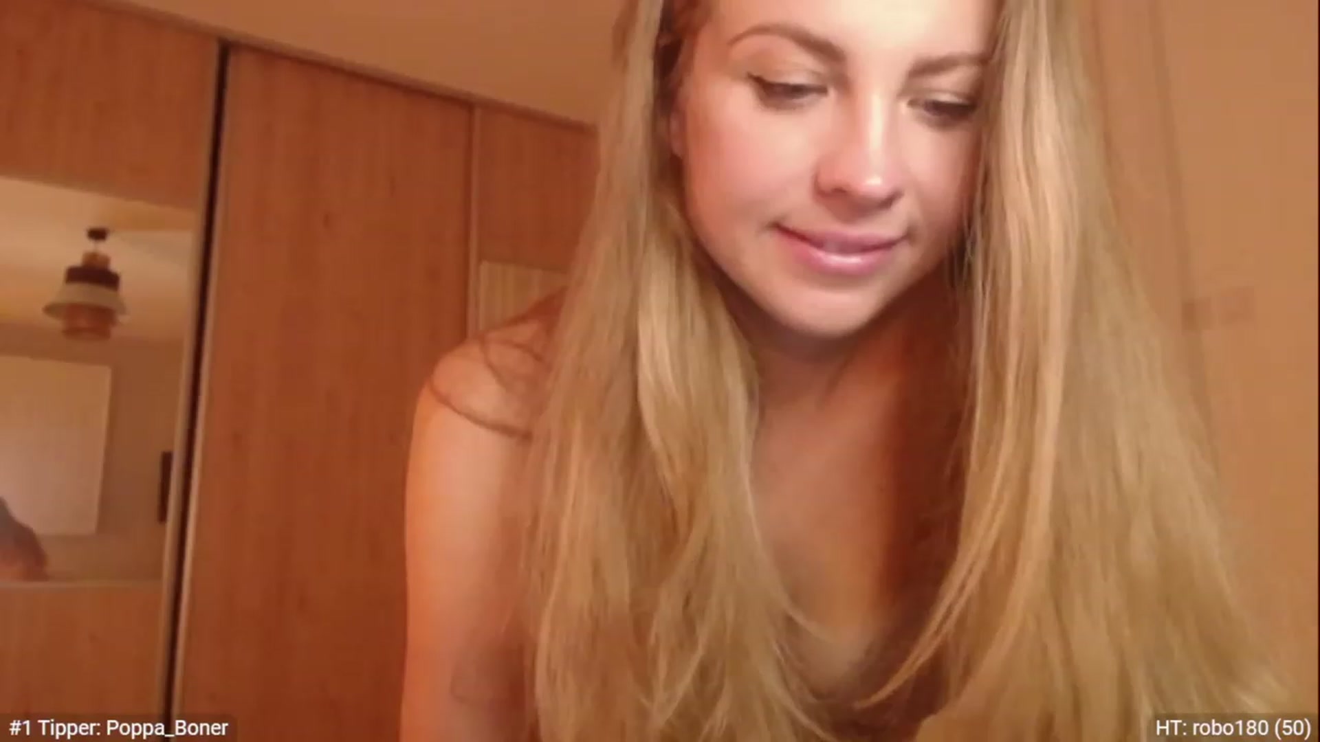 Gallery image thumbnail from ImKeira's myfreecams stream on, 12/29/2022, 16:47 image 14 of 20