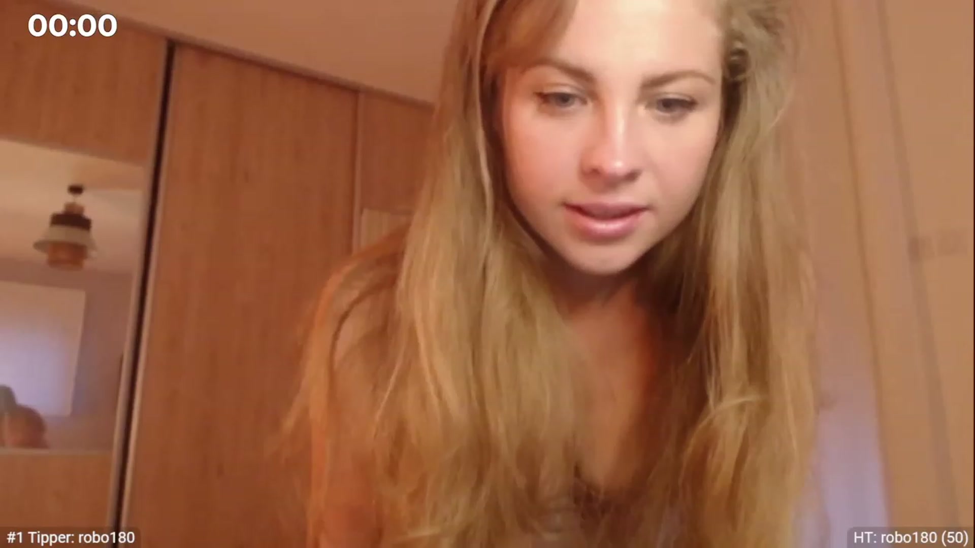 Gallery image thumbnail from ImKeira's myfreecams stream on, 12/29/2022, 16:47 image 6 of 20