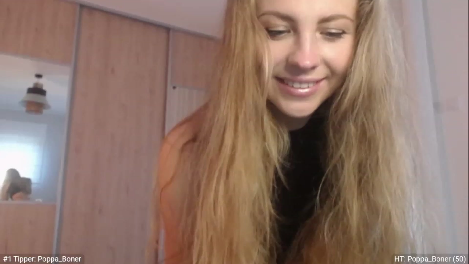 Gallery image thumbnail from ImKeira's myfreecams stream on, 12/30/2022, 15:44 image 9 of 20