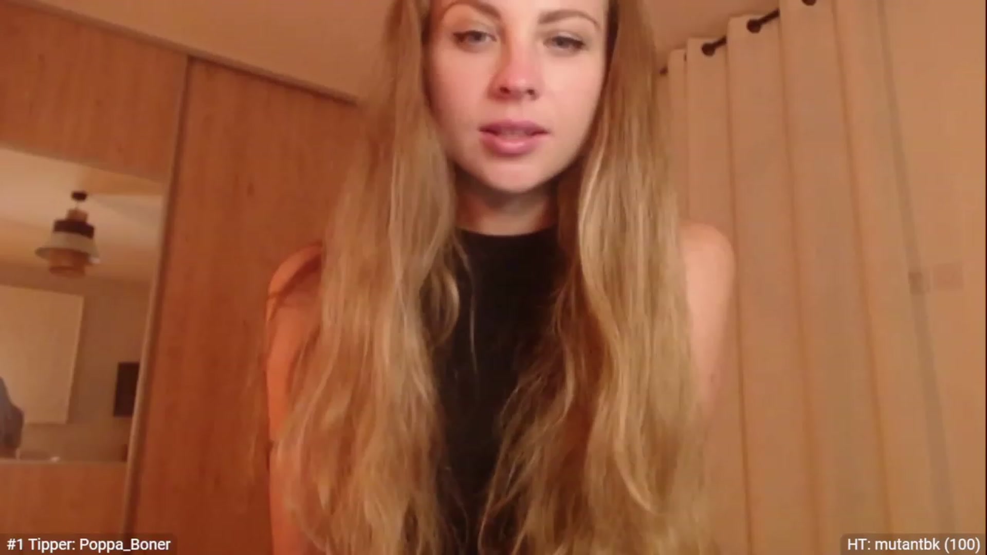 Gallery image thumbnail from ImKeira's myfreecams stream on, 12/30/2022, 17:36 image 7 of 20