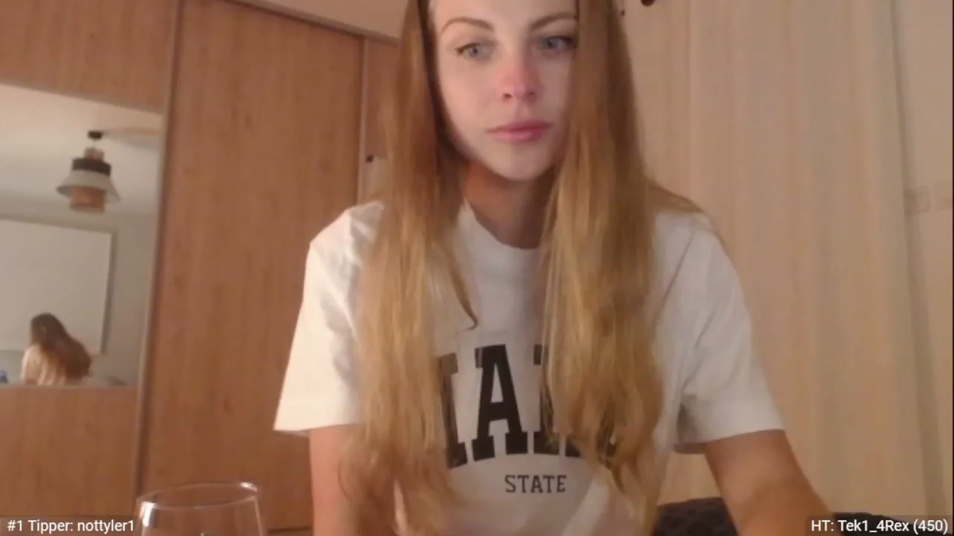 Gallery image thumbnail from ImKeira's myfreecams stream on, 01/02/2023, 18:27 image 15 of 20