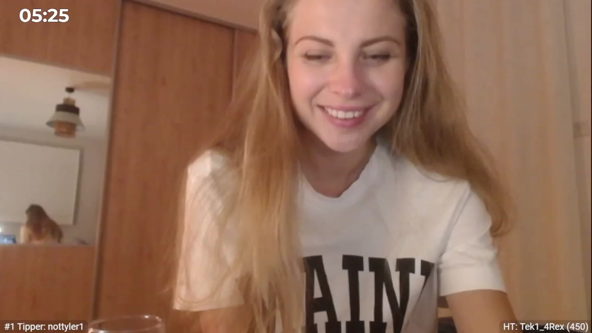 Gallery image thumbnail from ImKeira's myfreecams stream on, 01/02/2023, 19:01 image 11 of 20