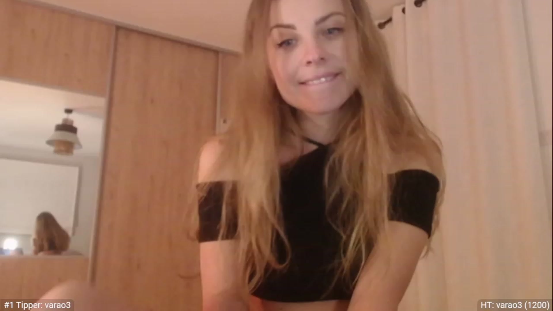 Gallery image thumbnail from ImKeira's myfreecams stream on, 01/03/2023, 18:05 image 14 of 20