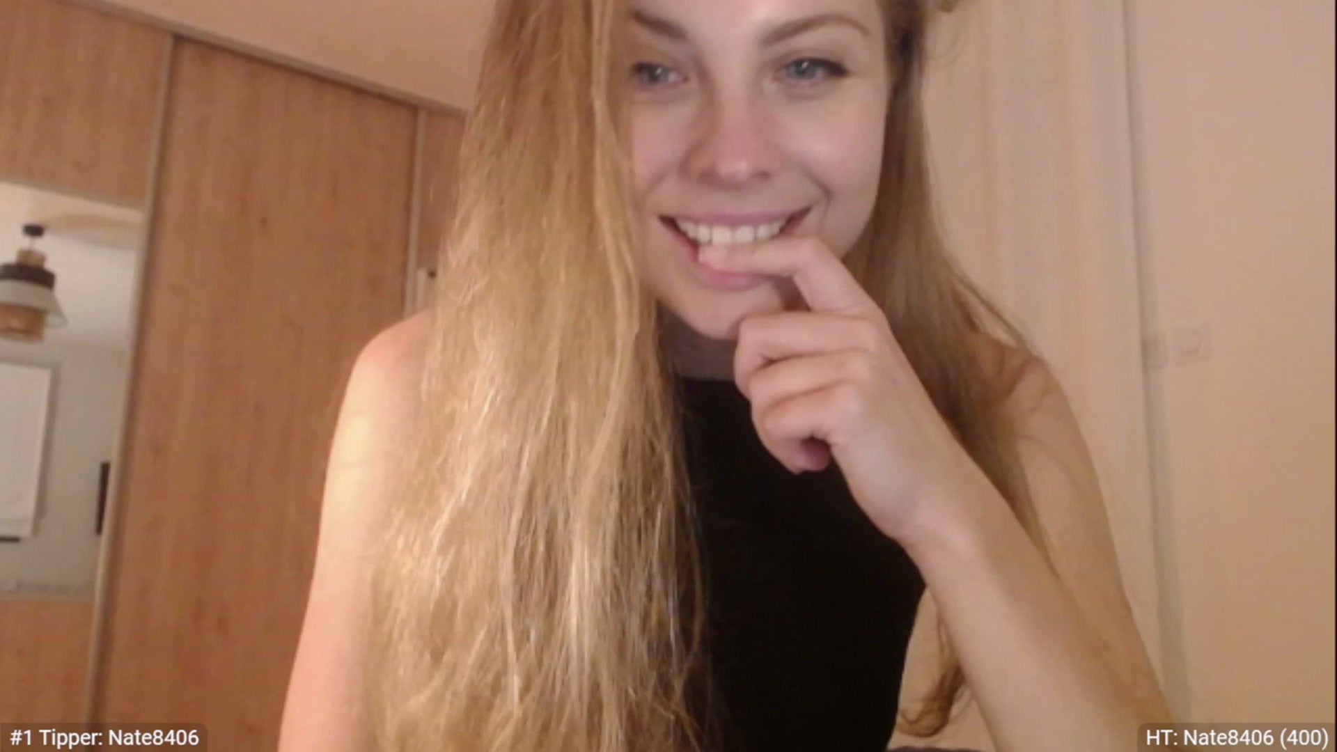 Gallery image thumbnail from ImKeira's myfreecams stream on, 01/06/2023, 18:41 image 5 of 20