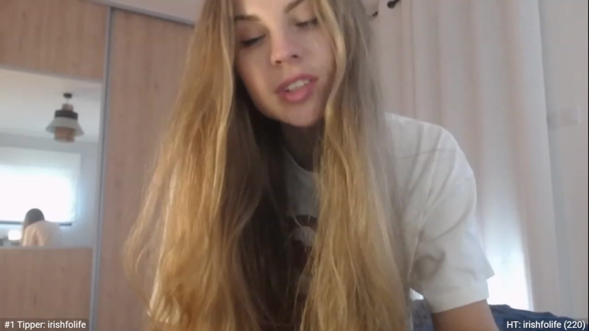 Gallery image thumbnail from ImKeira's myfreecams stream on, 01/07/2023, 15:18 image 13 of 20