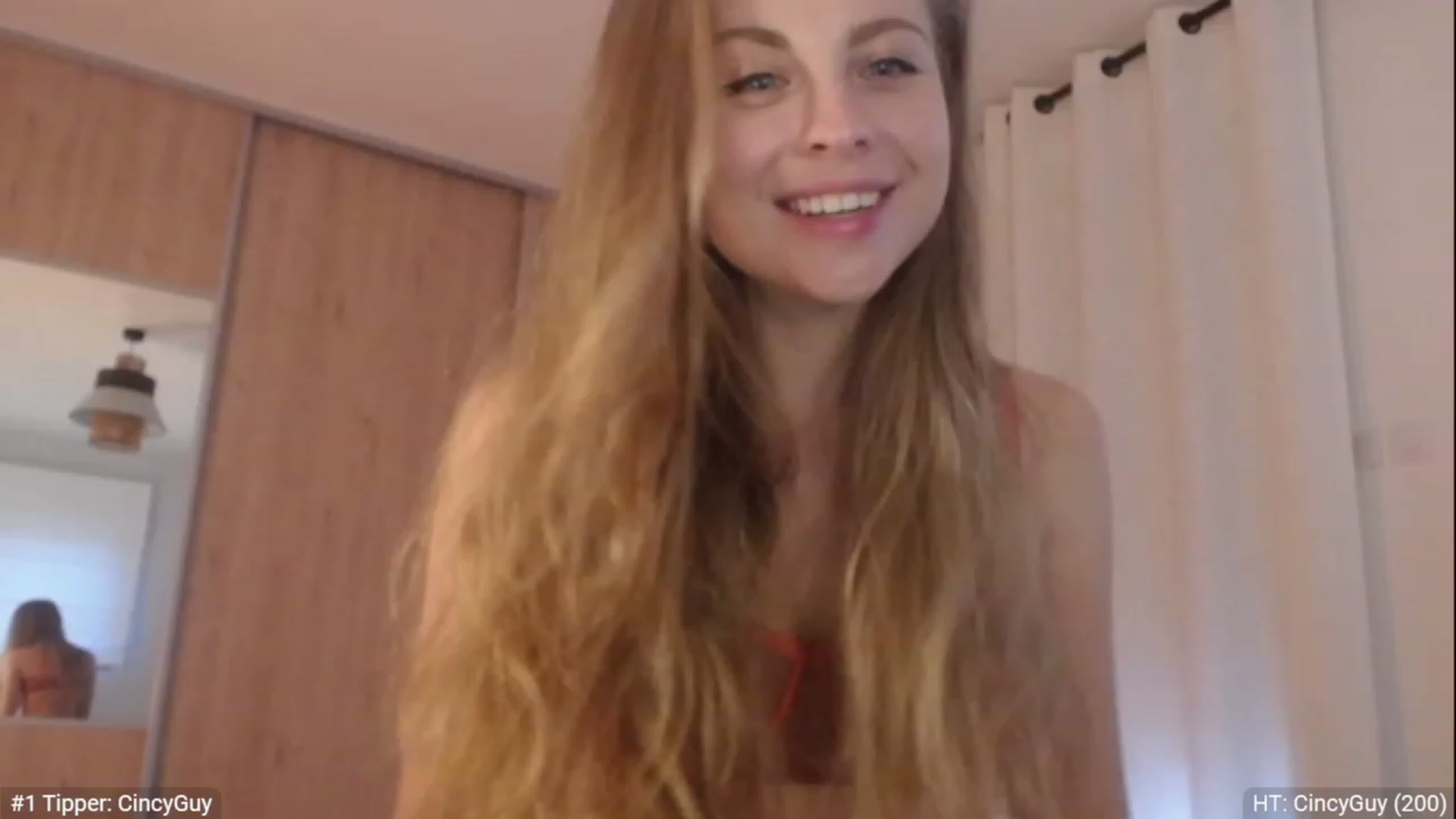 Gallery image thumbnail from ImKeira's myfreecams stream on, 01/08/2023, 17:18 image 7 of 20