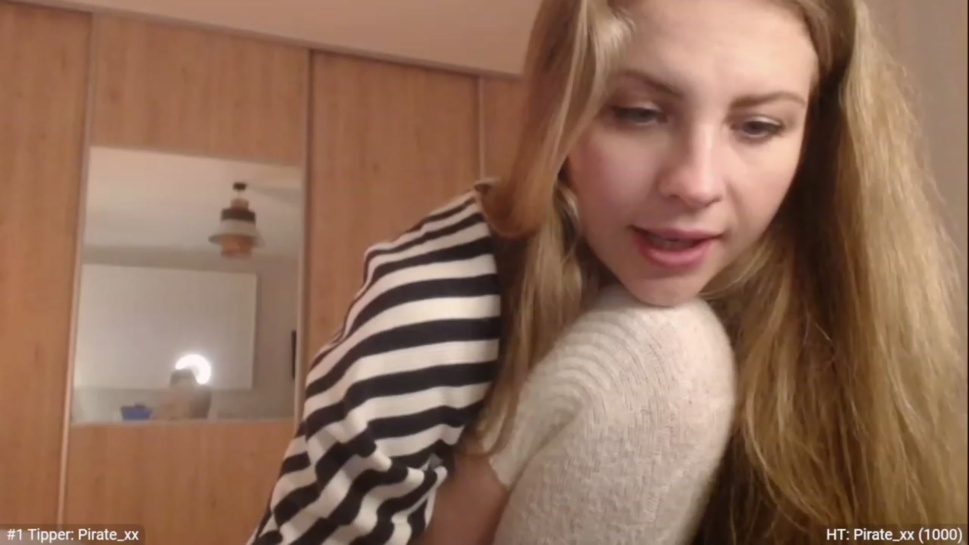 Gallery image thumbnail from ImKeira's myfreecams stream on, 01/13/2023, 17:01 image 11 of 20