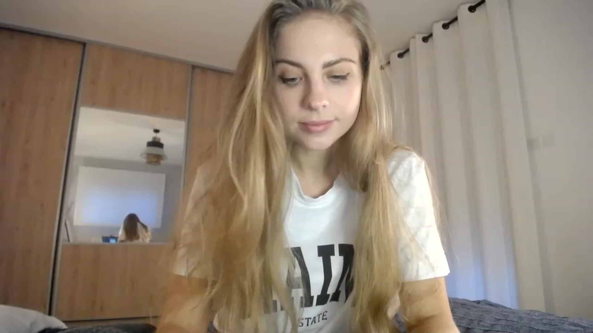 Gallery image thumbnail from ImKeira's myfreecams stream on, 01/19/2023, 16:40 image 5 of 20