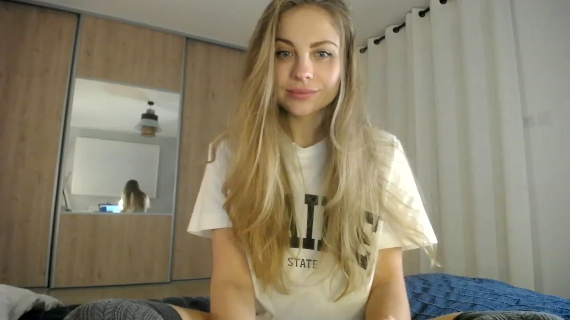 Gallery image thumbnail from ImKeira's myfreecams stream on, 01/19/2023, 17:54 image 20 of 20