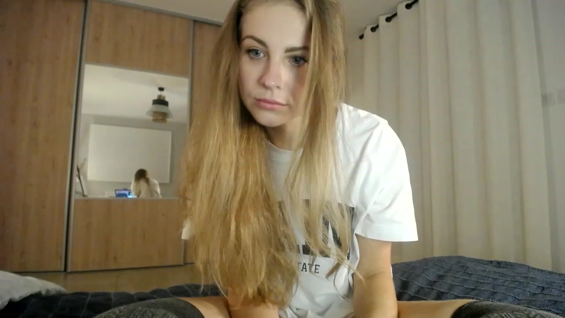 Gallery image thumbnail from ImKeira's myfreecams stream on, 01/19/2023, 17:54 image 6 of 20