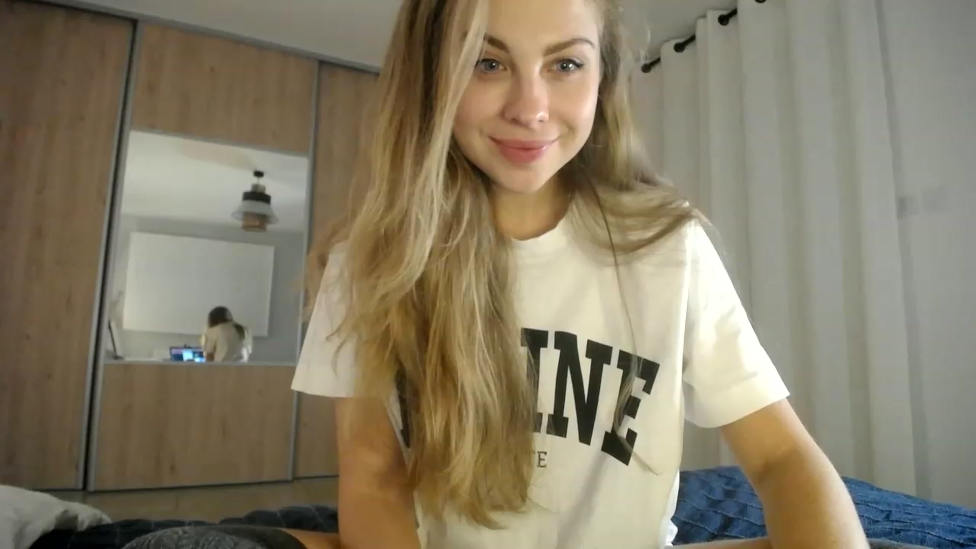 Gallery image thumbnail from ImKeira's myfreecams stream on, 01/19/2023, 17:54 image 18 of 20