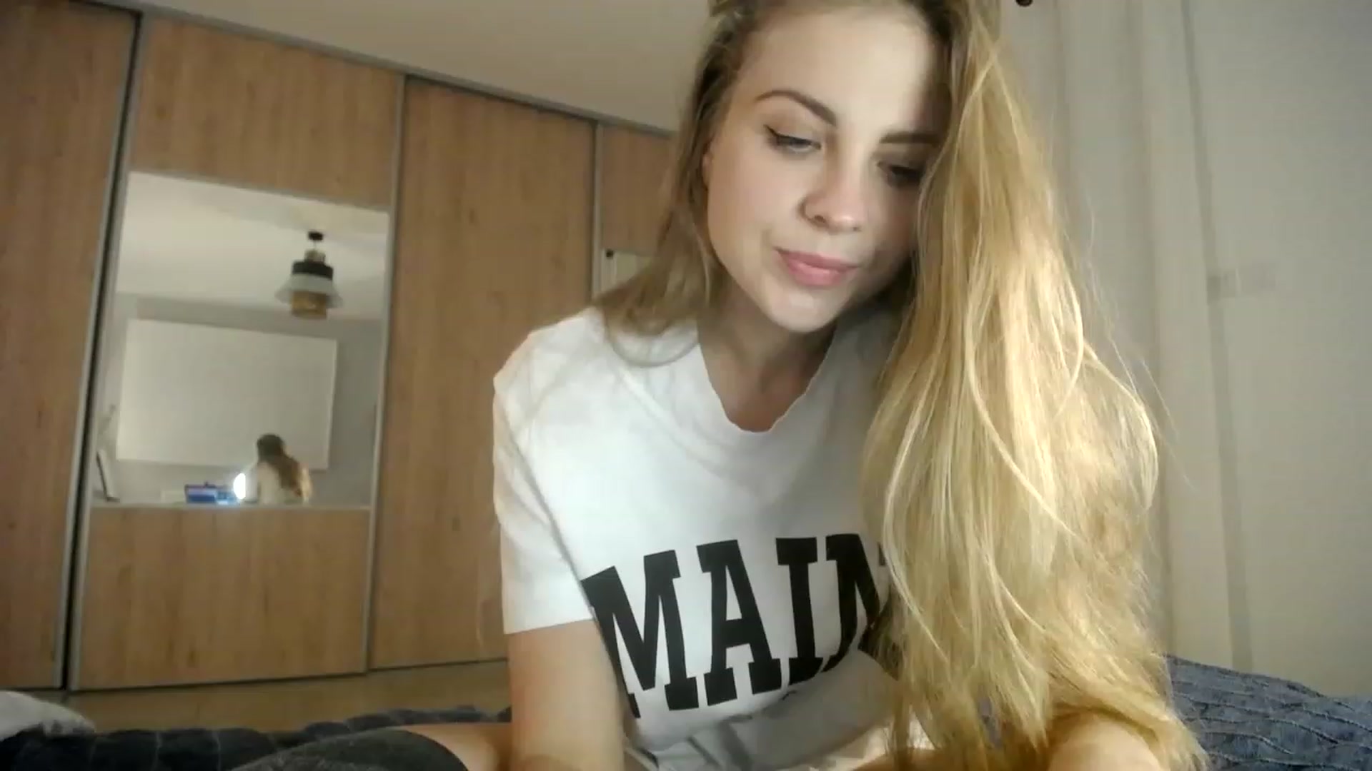 Gallery image thumbnail from ImKeira's myfreecams stream on, 01/19/2023, 17:54 image 4 of 20