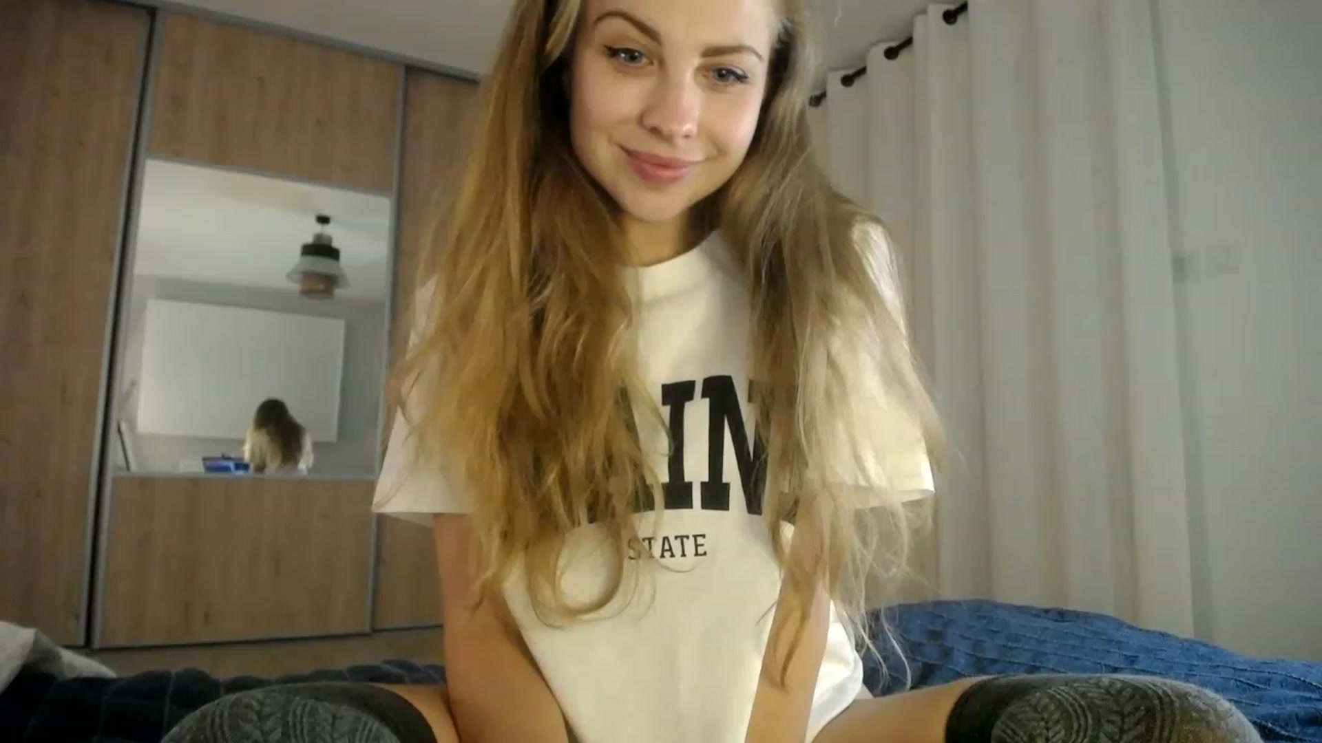 Gallery image thumbnail from ImKeira's myfreecams stream on, 01/19/2023, 19:08 image 2 of 20