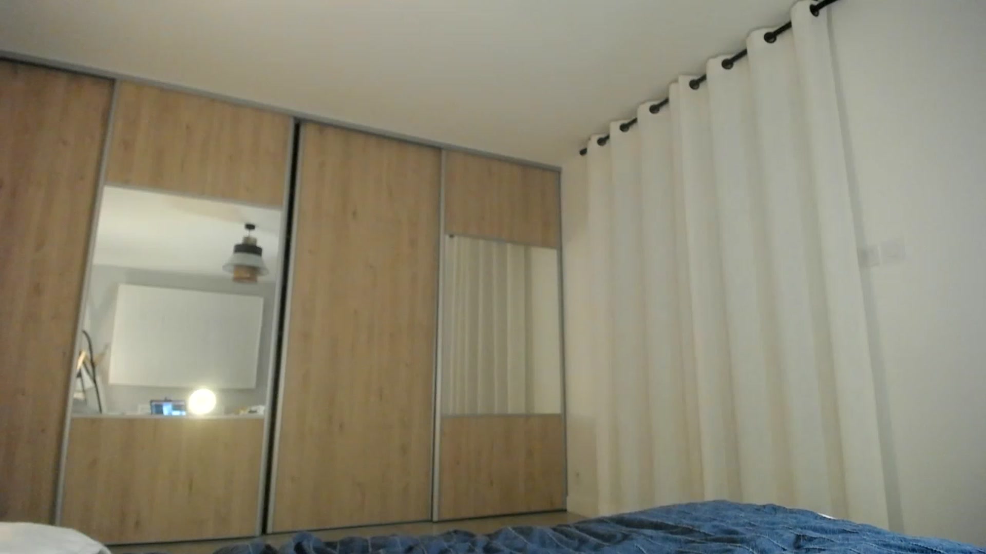 Gallery image thumbnail from ImKeira's myfreecams stream on, 01/19/2023, 19:08 image 9 of 20