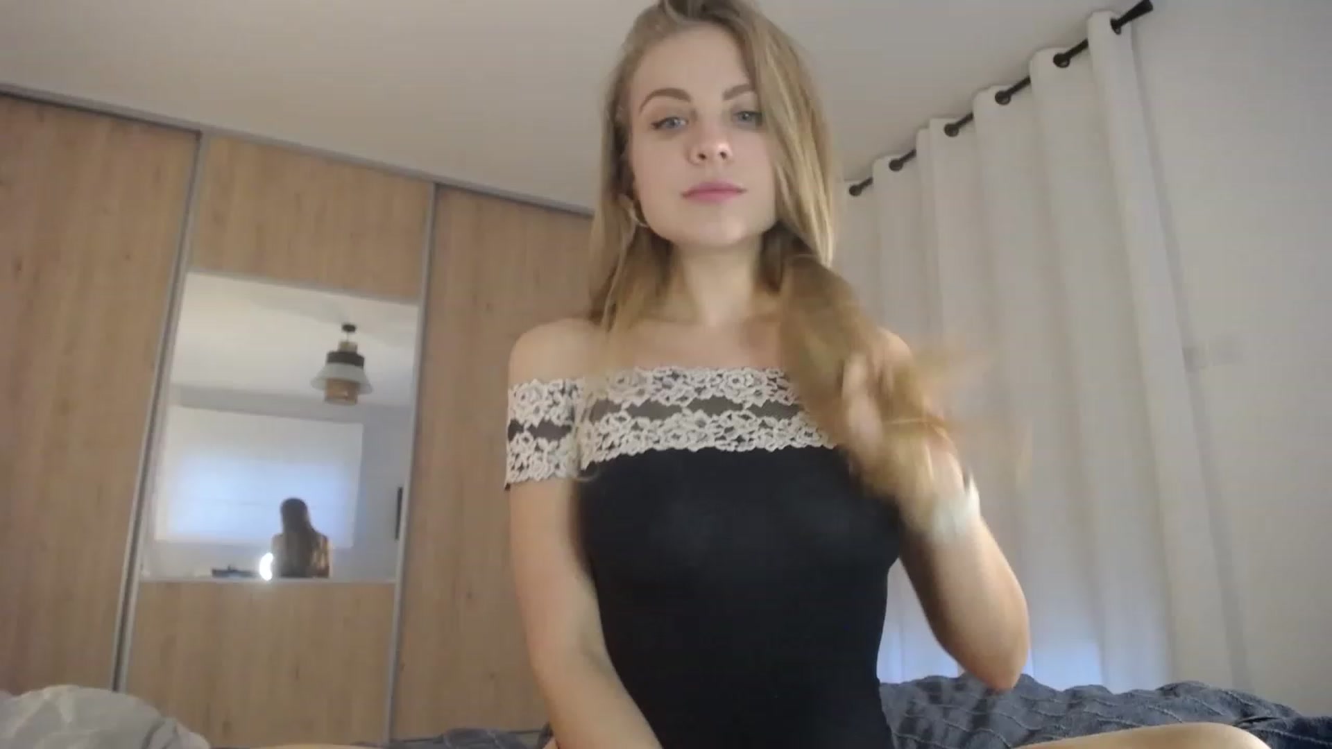 Gallery image thumbnail from ImKeira's myfreecams stream on, 01/26/2023, 17:12 image 14 of 20