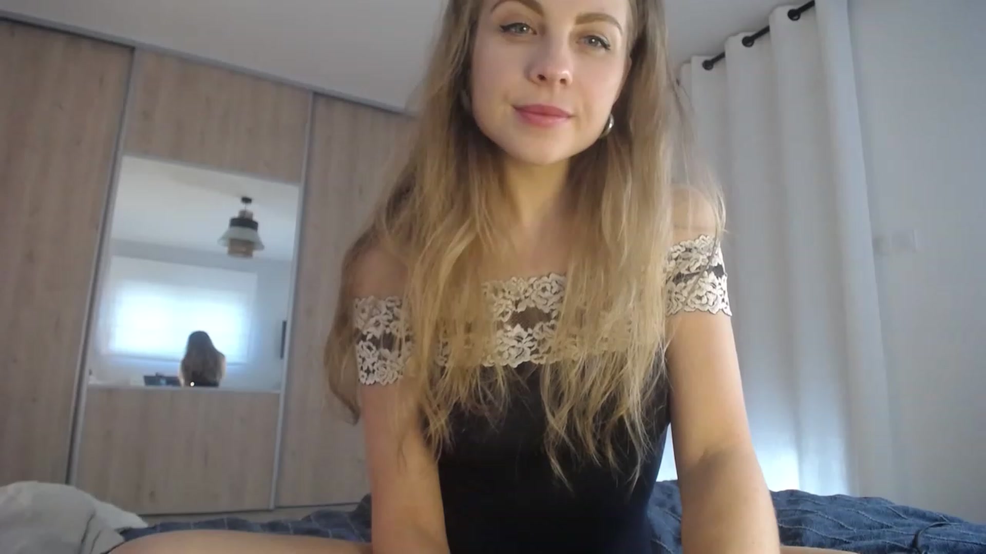 Gallery image thumbnail from ImKeira's myfreecams stream on, 01/26/2023, 17:12 image 6 of 20
