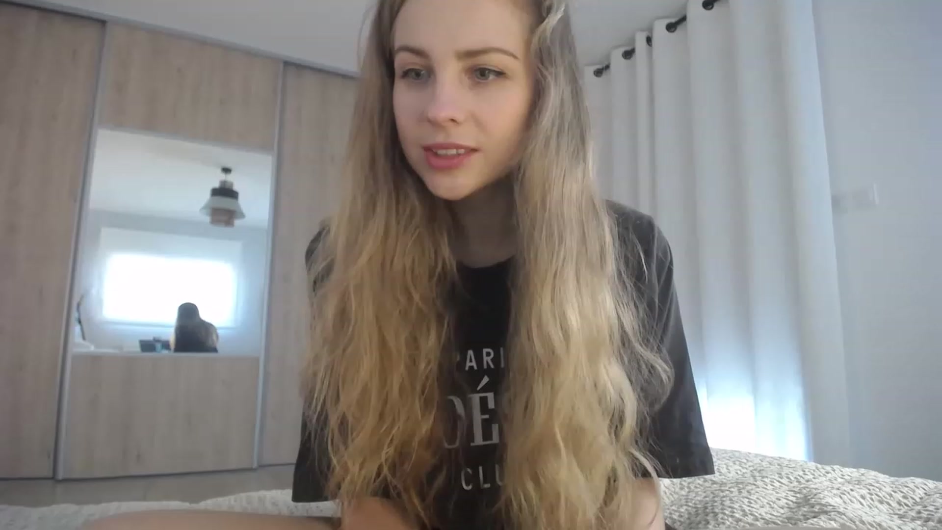 Gallery image thumbnail from ImKeira's myfreecams stream on, 02/01/2023, 17:15 image 1 of 20