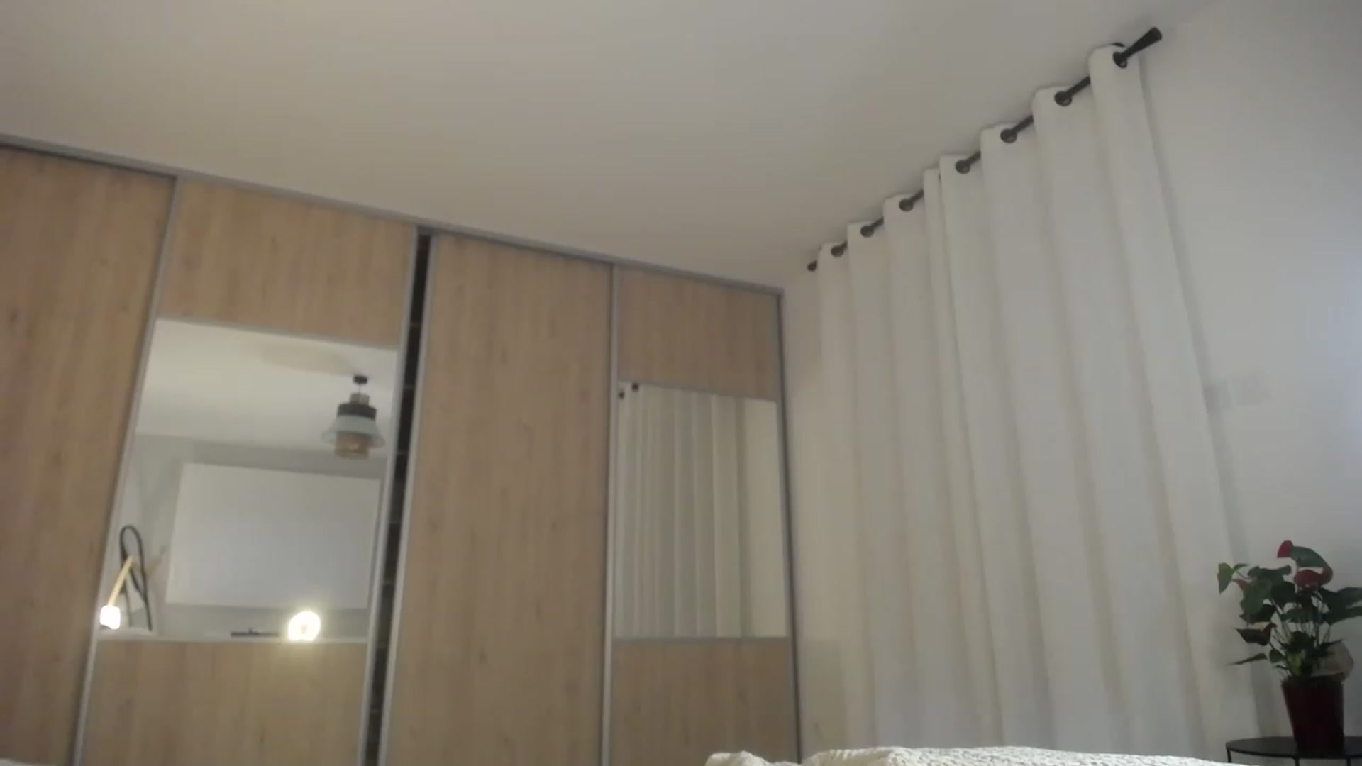 Gallery image thumbnail from ImKeira's myfreecams stream on, 02/04/2023, 17:35 image 15 of 20