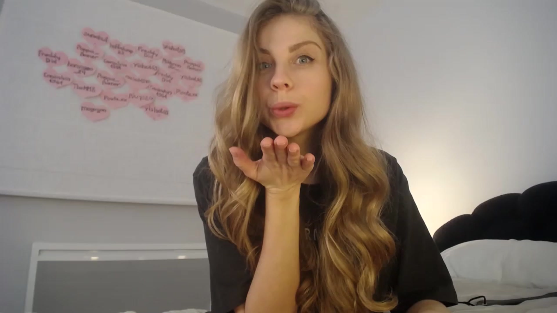 Gallery image thumbnail from ImKeira's myfreecams stream on, 02/10/2023, 17:03 image 8 of 20