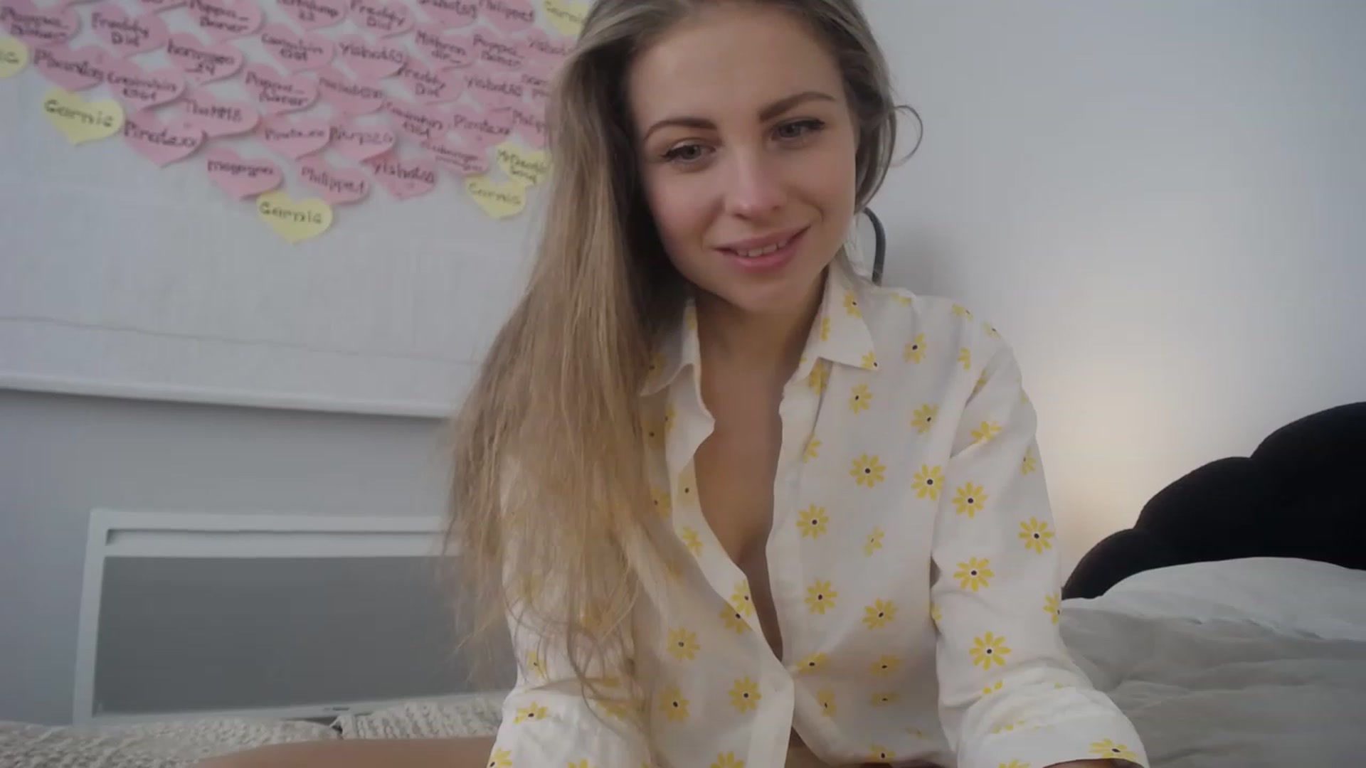 Gallery image thumbnail from ImKeira's myfreecams stream on, 02/12/2023, 14:42 image 5 of 20