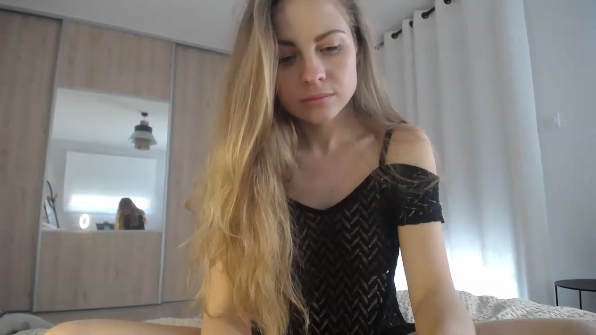 Gallery image thumbnail from ImKeira's myfreecams stream on, 02/19/2023, 16:32 image 15 of 20