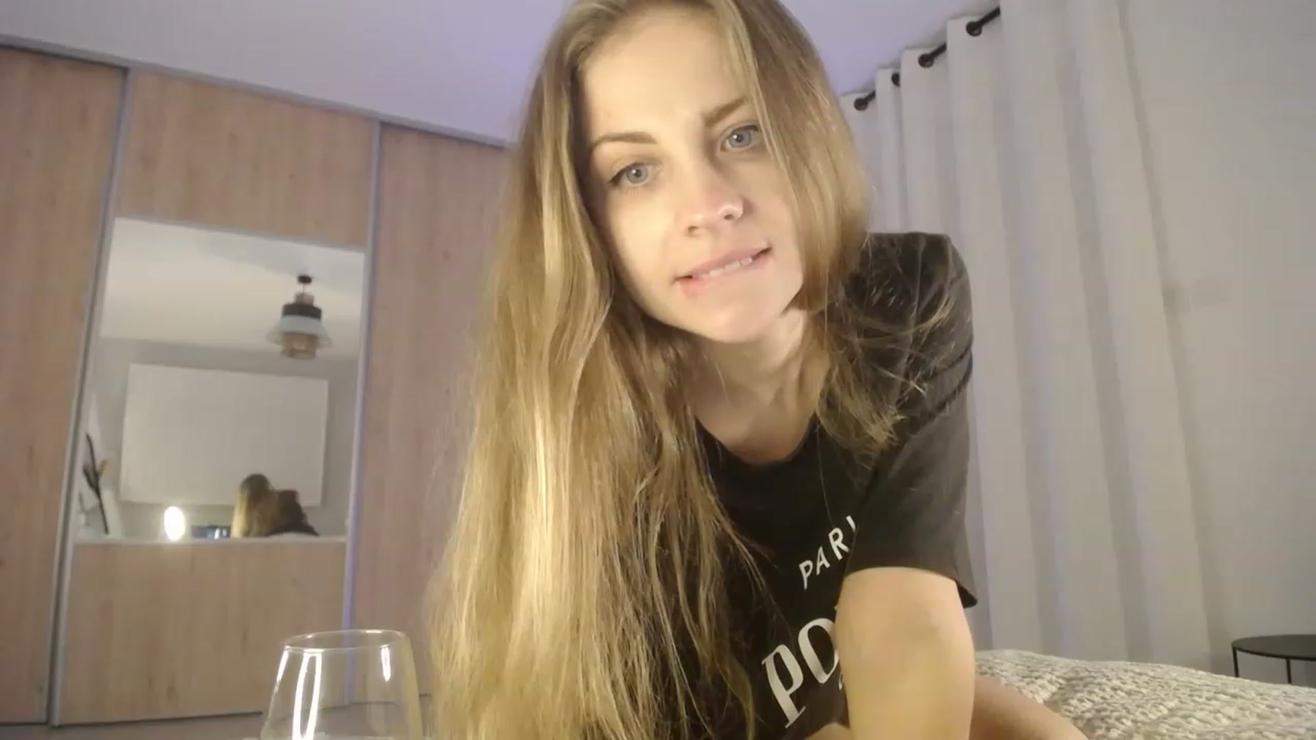Gallery image thumbnail from ImKeira's myfreecams stream on, 02/22/2023, 18:53 image 3 of 20