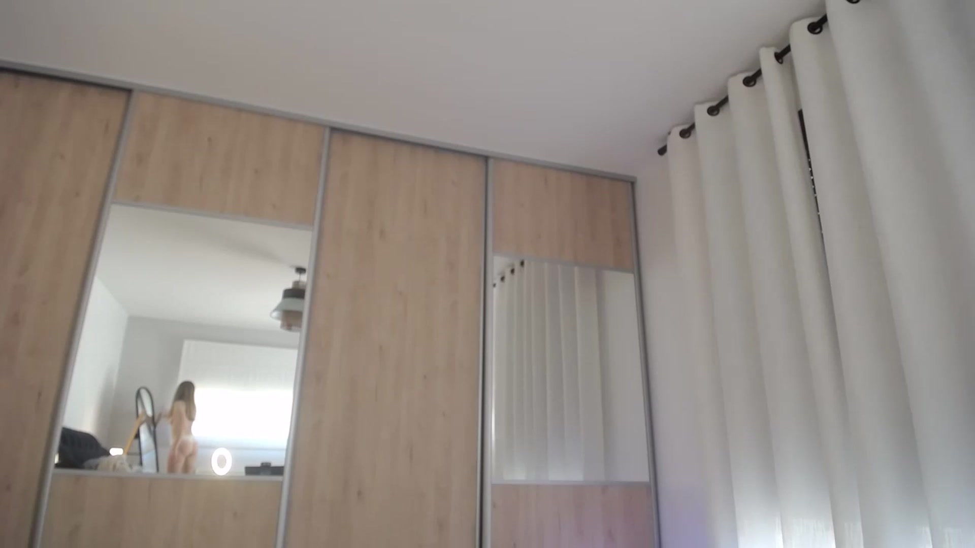 Gallery image thumbnail from ImKeira's myfreecams stream on, 03/05/2023, 16:35 image 11 of 20